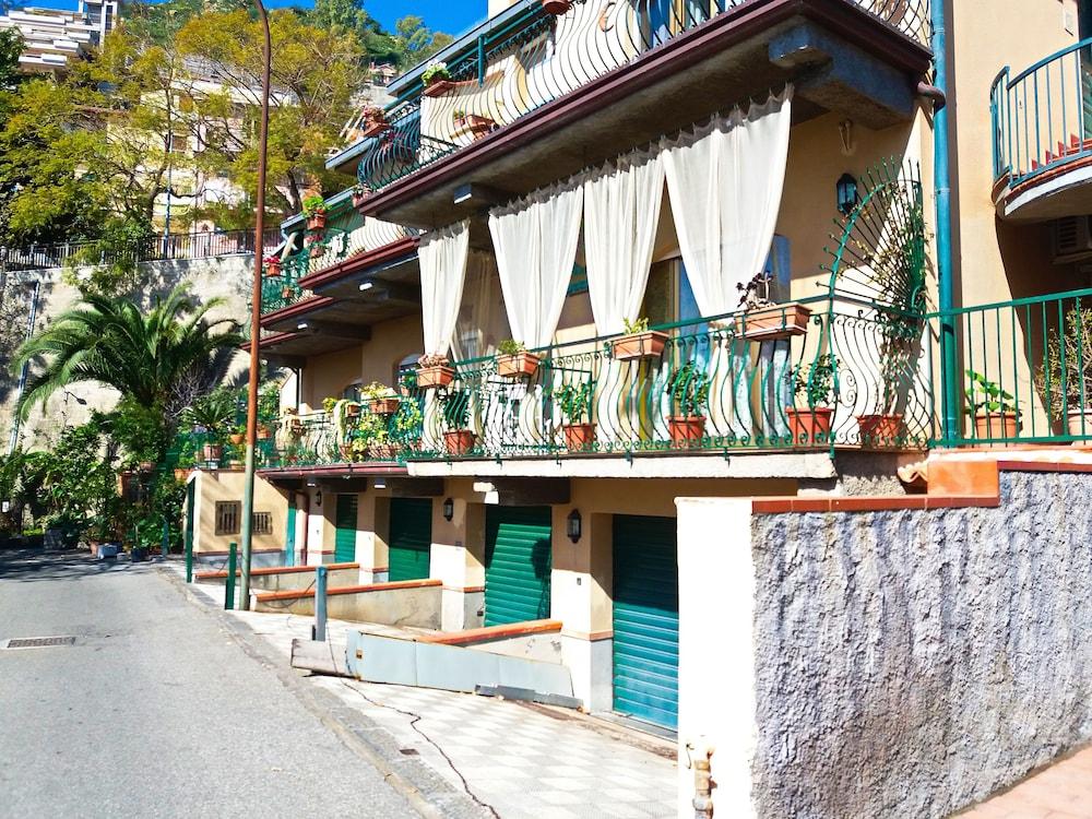 Bed&Breakfast Rosangela Taormina Exterior foto