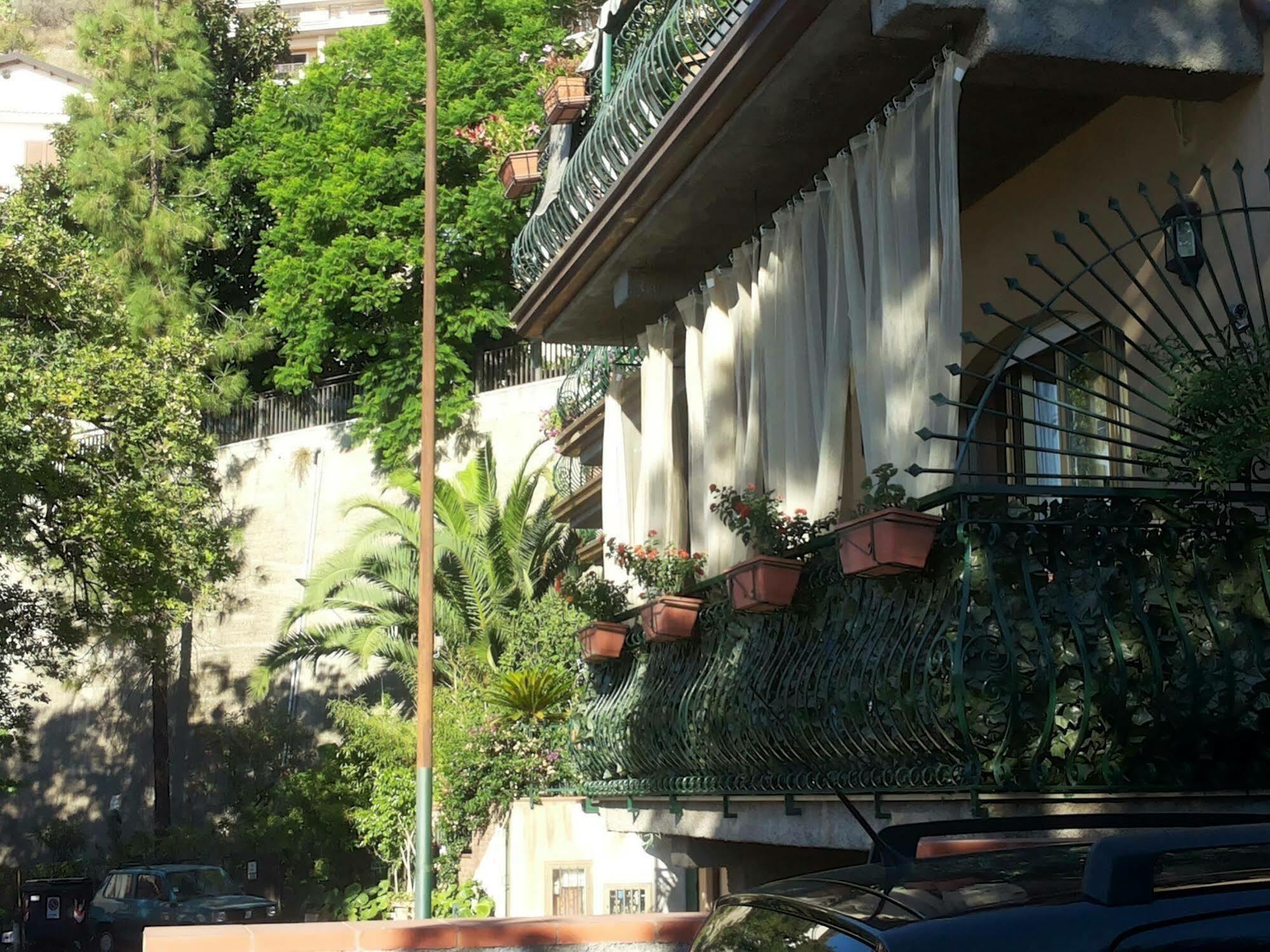 Bed&Breakfast Rosangela Taormina Exterior foto